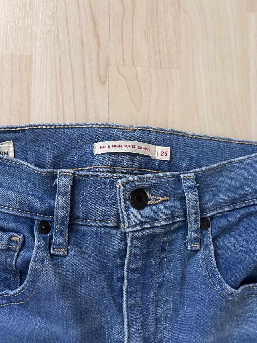 Levi's Jeans: Levis Mile High Super Skinny – Nuovo (secondo la descrizione) da Zofingen venduto da roj_ms9t 1