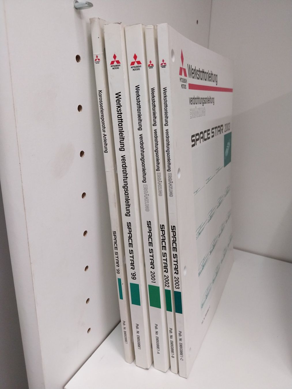 Mitsubishi Documenti: Mitsubishi Space Star Werkstatthandbücher – Usato da Weingarten-Kalth venduto da Bettelbruenneli 1