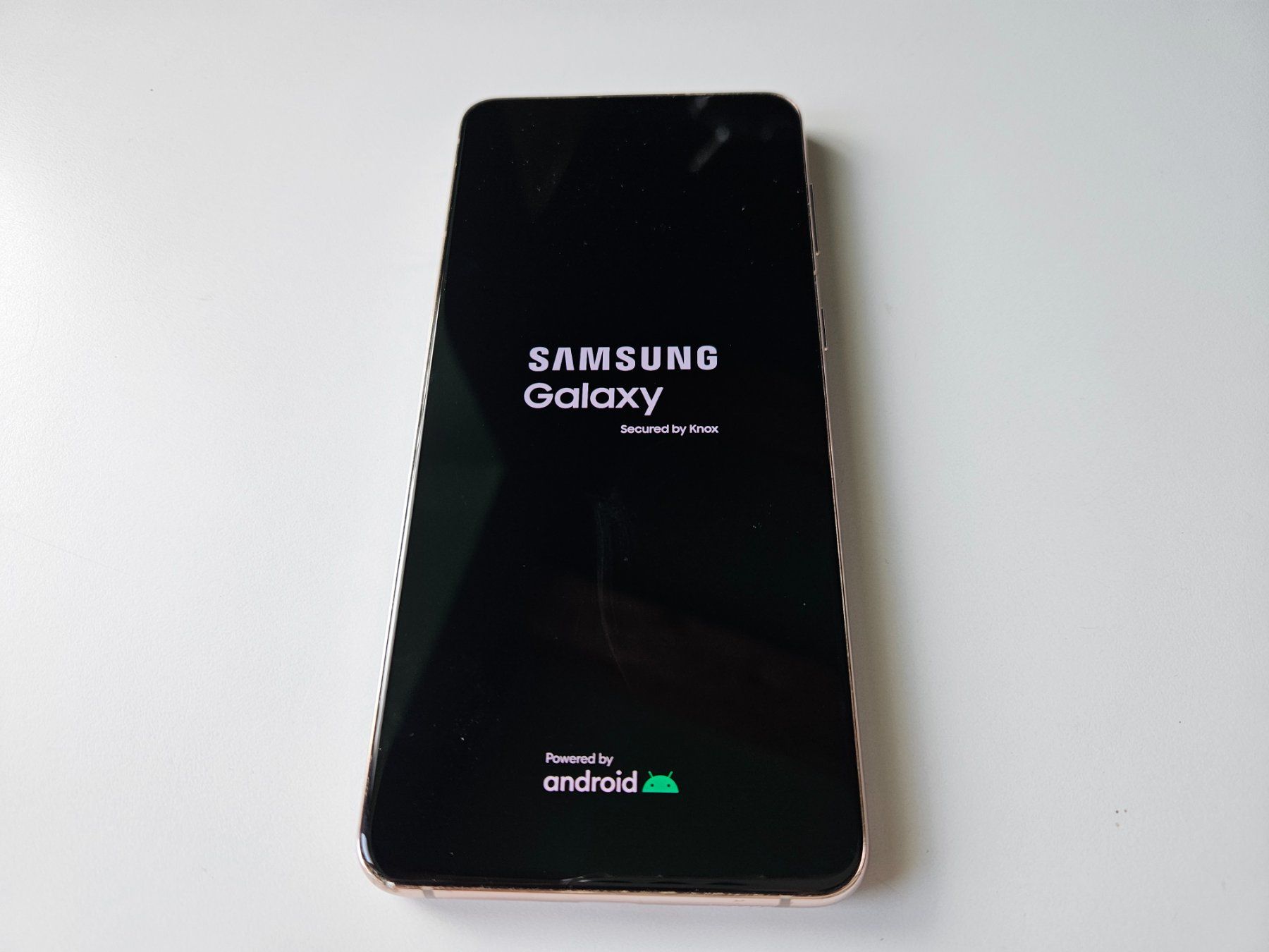Samsung Telefoni cellulari / Smartphones: Samsung Galaxy S21+ violet comme neuf – Usato da Echandens venduto da annegug 2