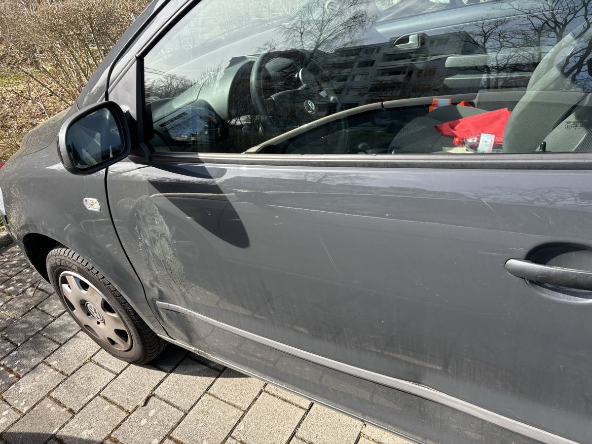VW Autos: VW Fox 1.4 – D'occasion à Zuerich par market08 2