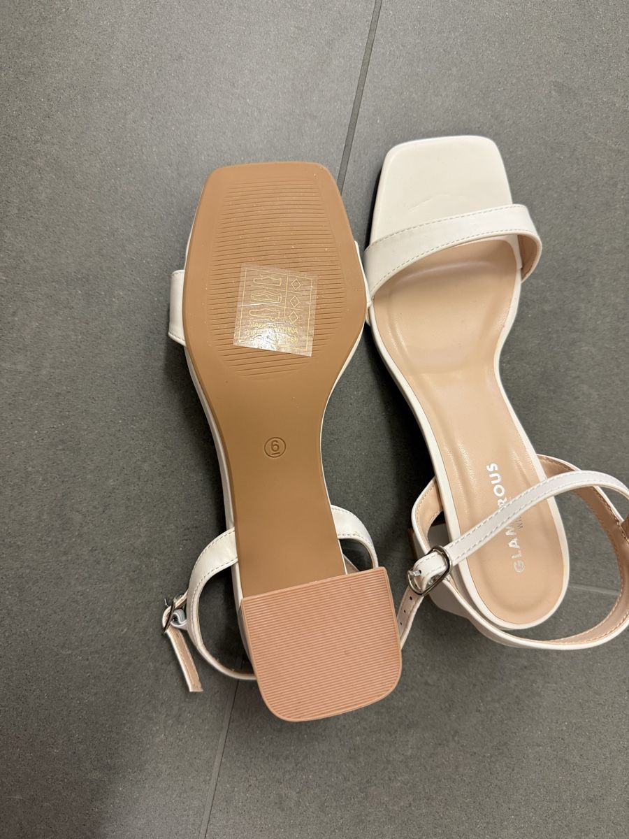 Damenschuhe: Sandalen weiss Grösse 38 neu – Neu (gemäss Beschreibung) aus Boppelsen von ali_9pfj 2