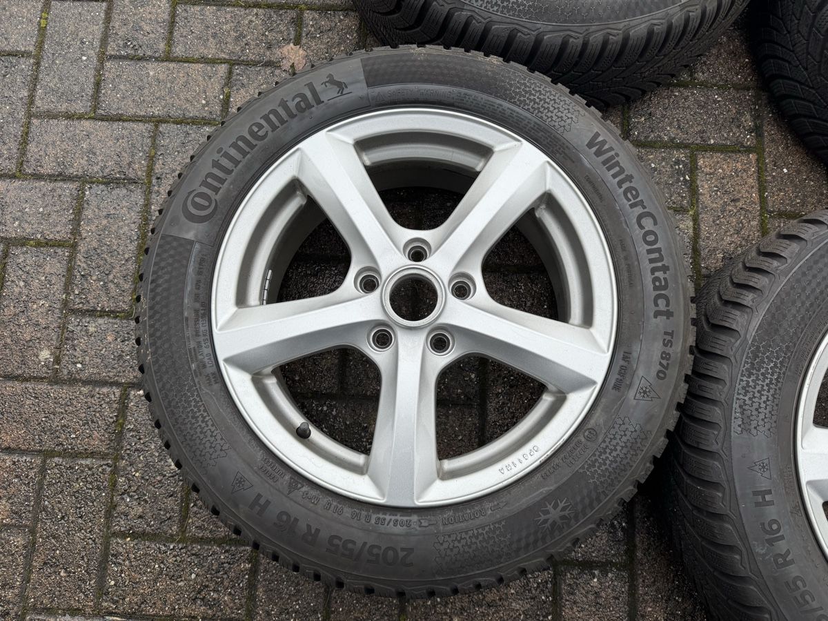 Pneumatici & Ruote complete: Komplettwinterräder Vw Golf Gamaparts – Usato da Aristau venduto da 020214 3