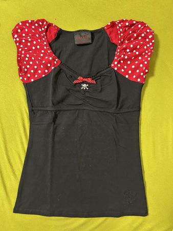 Maglietta 
