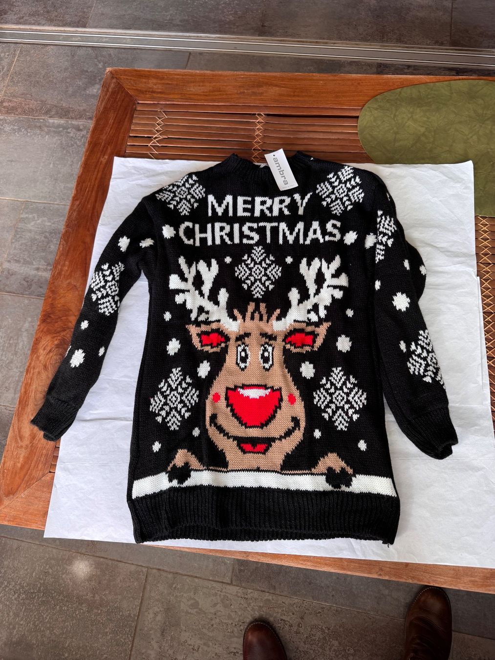Pulls & Sweat-shirts: Pull de Noel Ambra - neuf - TU – Neuf avec emballage d'origine à Vuisternens-Romont par gol_xp6p 1