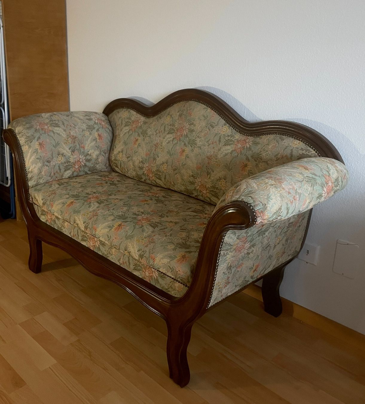 Divani: Sofa im Biedermeier Stil, 2 Personen – Usato da Seftigen venduto da joylyssa 1