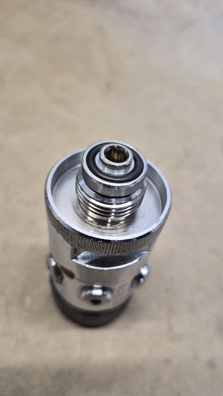 Mares Respiratori & Giubbotti: Atemregler 1. Stufe Mares mrx 12 – Usato da Kriens venduto da Diver741 1