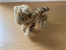 Chat mignon en peluche vintage