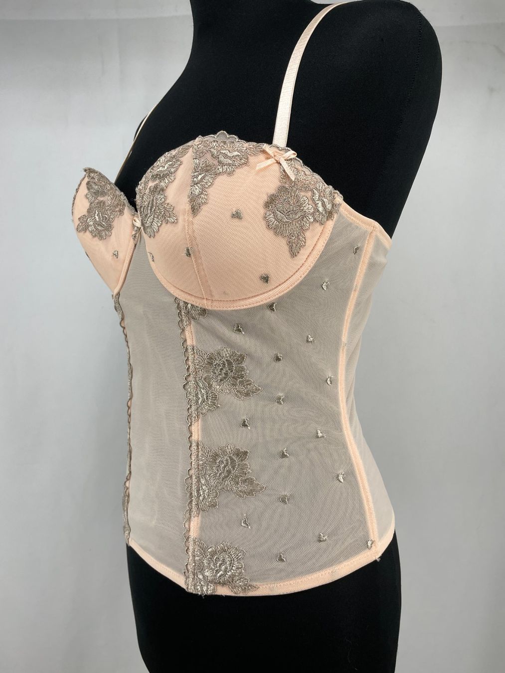 H&M Autres dessous: H&M Bustier 80B – D'occasion à Lausanne par PlusValue_Lausanne 2