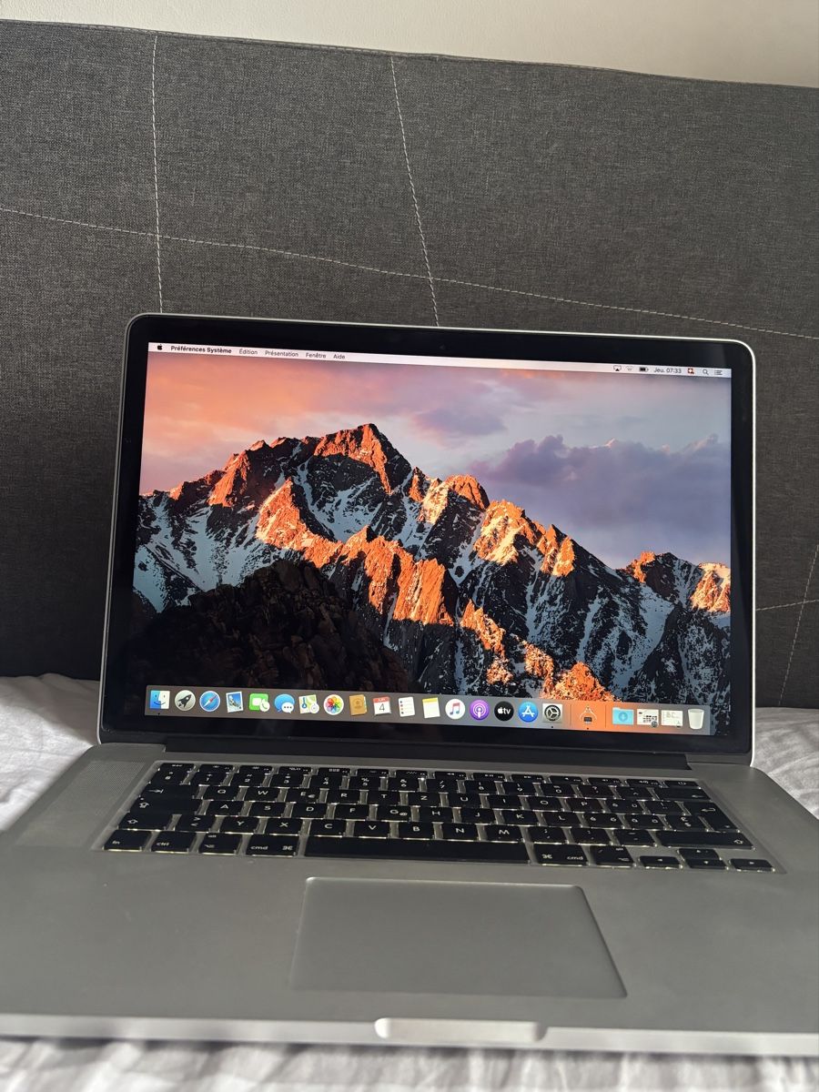 Apple Notebook: Macbook Pro 15 Retina i7 Quad-Core – Usato da Genève venduto da Pirou212