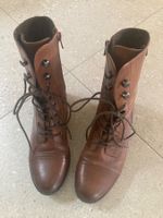 Braune Schnürstiefel, Grösse 38