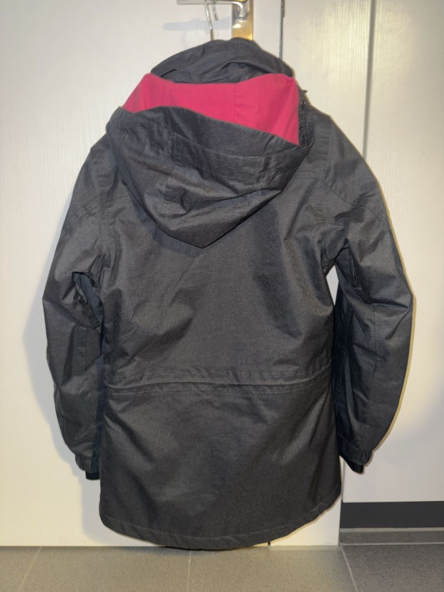Giacche & Cappotti: Recco Gr. 140 Winterjacke Mädchen – Usato da Russikon venduto da Leks4 1