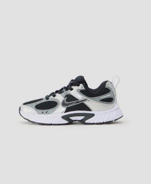 Nike Scarpe per ragazzi: Nike Turnschuhe Gr. 30 NEU – Nuovo e nell'imballaggio originale da Waltenschwil venduto da hansnine 7