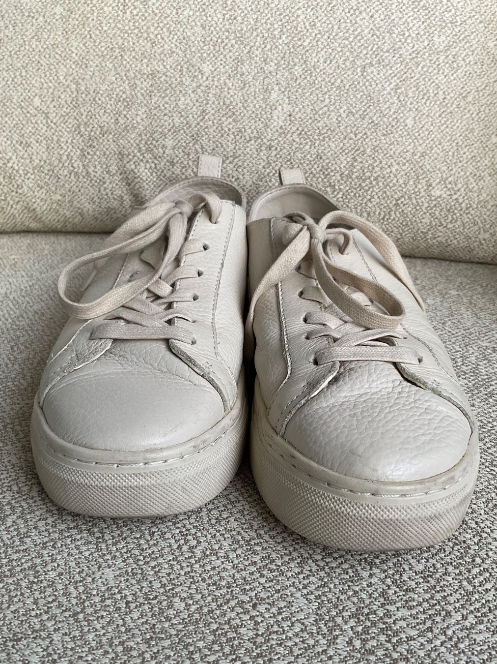 Massimo Dutti Scarpe da donna: Massimo Dutti Leder Schuhe Sneaker Gr 38 beige – Usato da Urdorf venduto da alda02