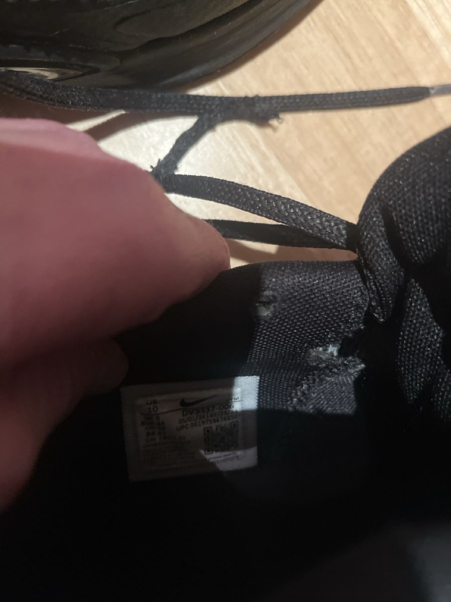 Nike Scarpe da uomo: Nike noires air max dn – Usato da Mont-sur-Lausanne venduto da Pioutch 2