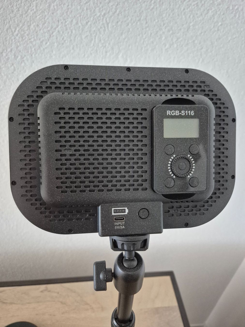 Razer Webcam: Kit récent streaming / vidéo complet – excellent état – Usato da Morges venduto da Yfar.ct 5
