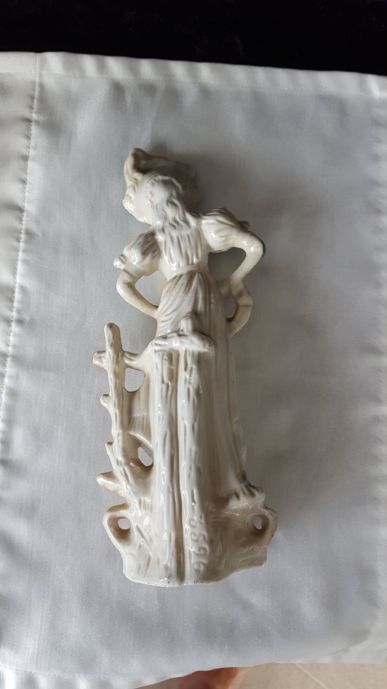 Statuette: Porzellanfigur – Usato da Reinach venduto da 3Guggerli 3