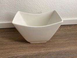 Blumentopf in Schalenform weiss