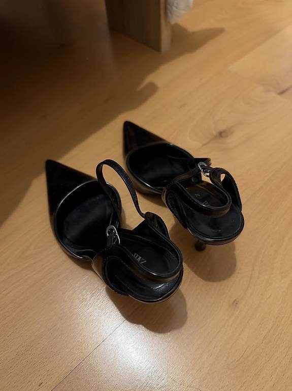Scarpe da donna: Zara tacco  – Usato da Gorduno venduto da deesssiree 3