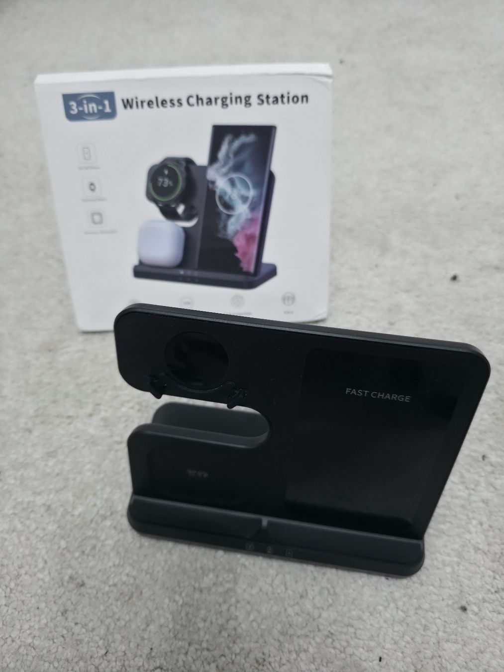 Caricabatterie: Wireless 3 in 1 charger for Samsung – Nuovo (secondo la descrizione) da Embrach venduto da niz_8sff
