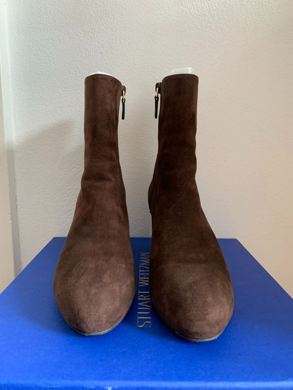 Stuart Weitzman Scarpe da donna: STUART WEITZMAN: Exklusive braune Wildleder-Stiefelette, 37 – Nuovo (secondo la descrizione) da Luzern venduto da designluzern 8