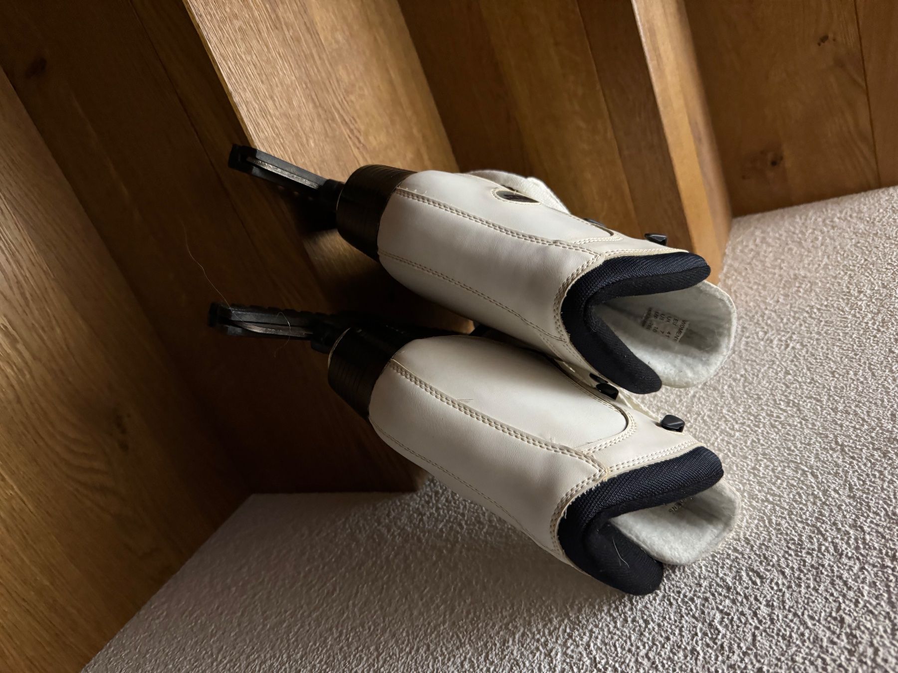 Pattini da ghiaccio: ROCES Schlittschuhe in Grösse 41 – Usato da Herzogenbuchsee venduto da zukerka 2