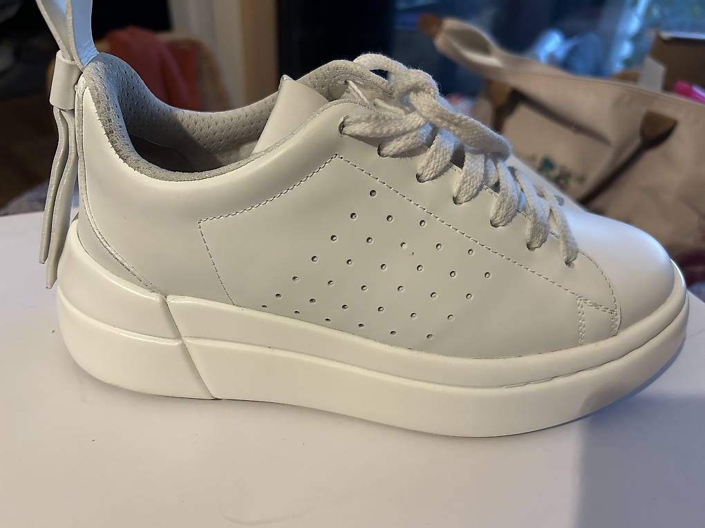 Damenschuhe: Sneakers Red Valentino  – Gebraucht aus lausanne von Pepitam 3