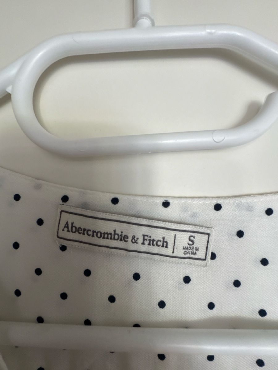 Abercrombie Camicette: Kurze Abercrombie& Fitch Bluse – Nuovo (secondo la descrizione) da Unterseen venduto da Zurbi 2