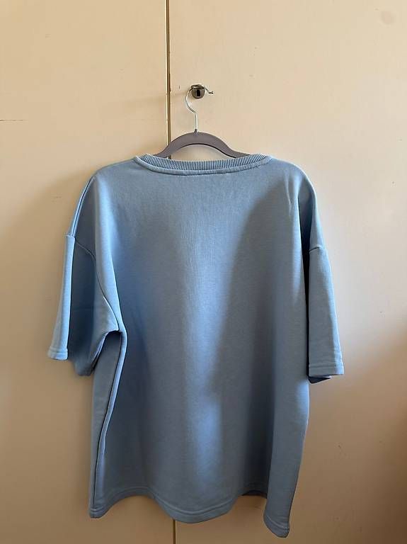 T-shirt: Sidejeans Hellblaues T-Shirt mit Blumenprint – Usato da Thierachern venduto da michael_ma 1