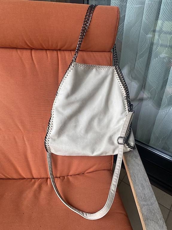 Borse da donna: Borsa camosciata bianco panna – Usato da Cadro venduto da Laluli02