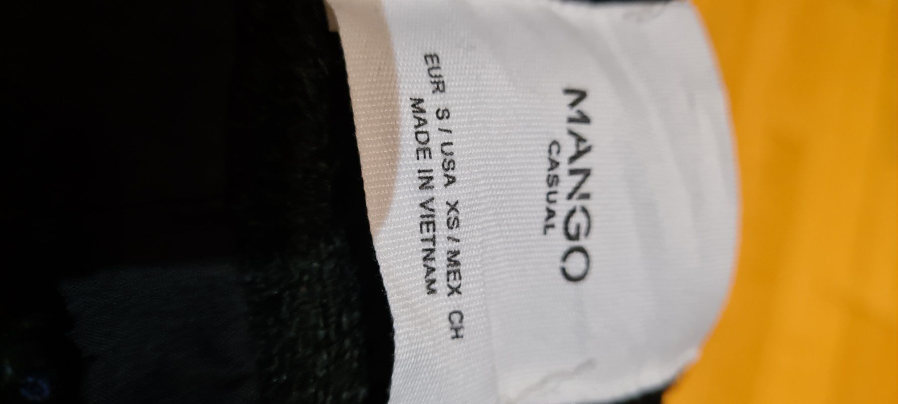 Giacche: Schwarze Jacke von mango gr.S – Usato da Ferden venduto da jemyce 2