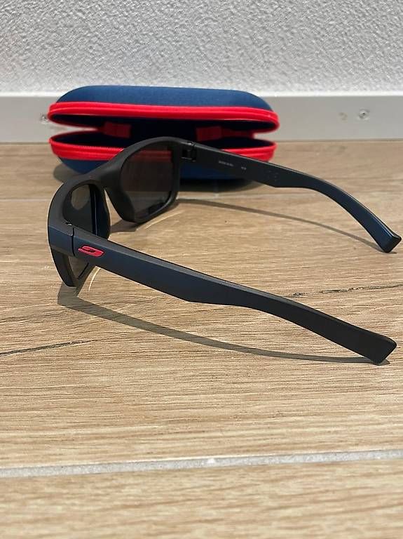 Julbo Occhiali & Lenti: Julbo Kinder Sonnenbrille – Usato da Davos Wolfgang venduto da ClaLietha 3