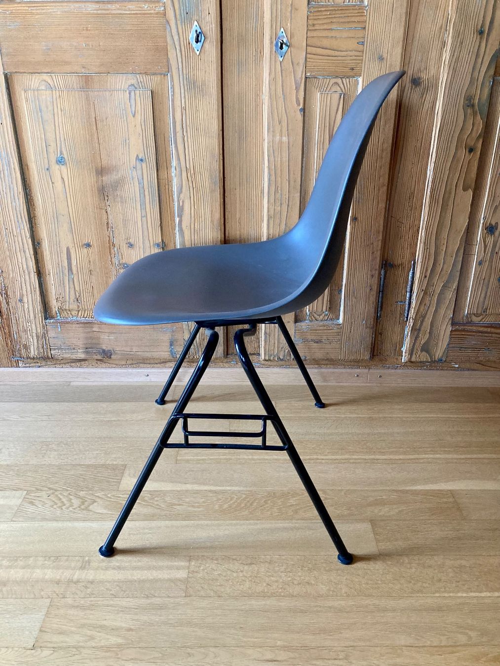 Eames Sedie: Eames Plastic Side Chair DSS - Designklassiker – Usato da Horgen venduto da kruemel777 2