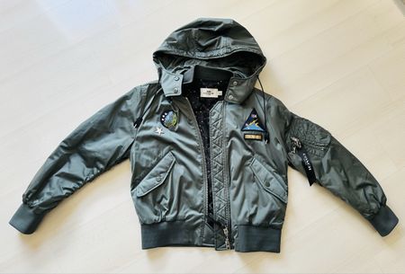 Magnifique veste d'aviateur COACH , taille L, NEUVE!