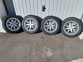 Ford Fiesta Felgen und Winterpneu (Goodyear Ultra Grip)