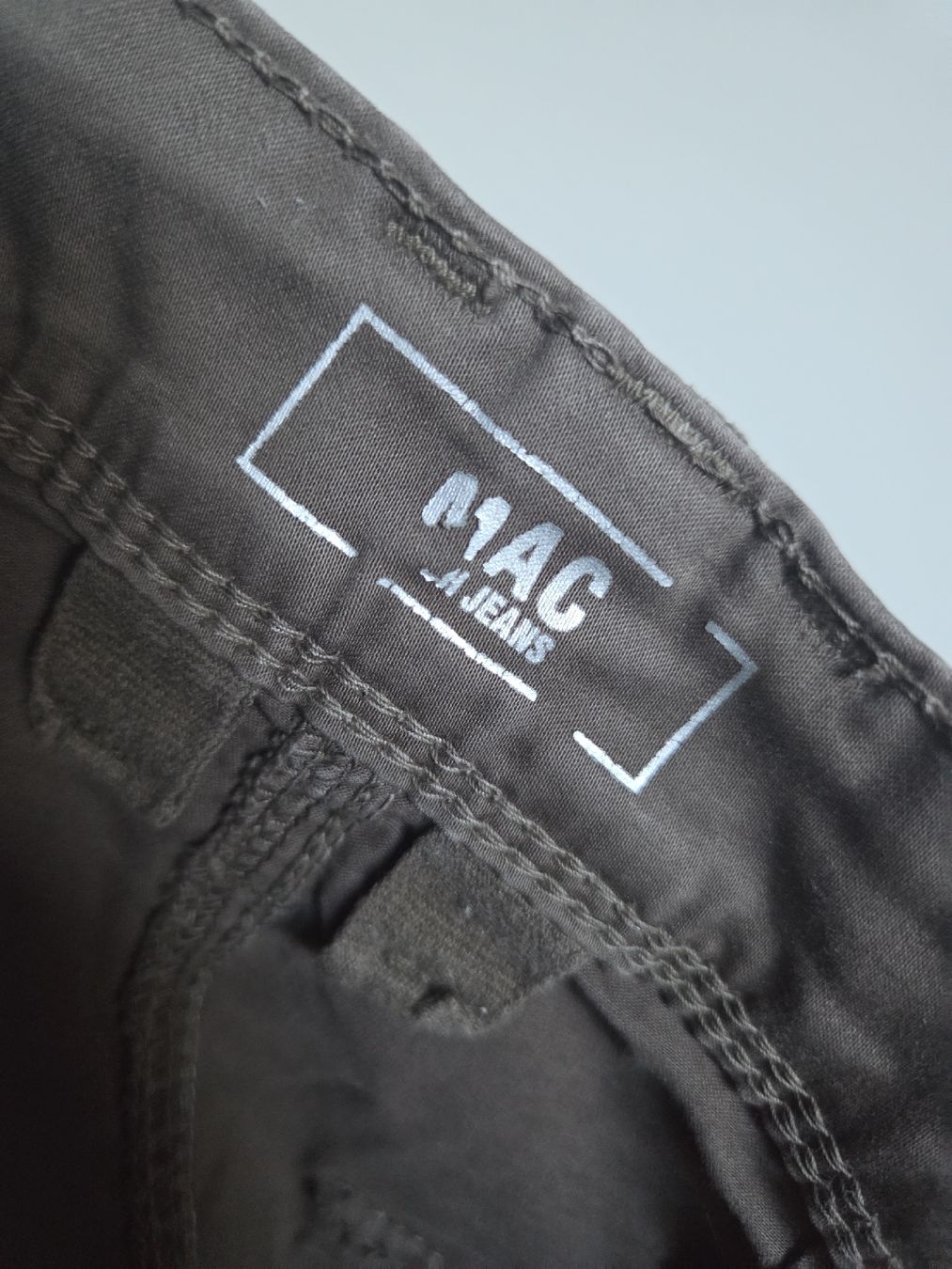 Pantaloni: Pantalon cargo MAC marron, T 38 – Usato da Fey venduto da foudresse 2