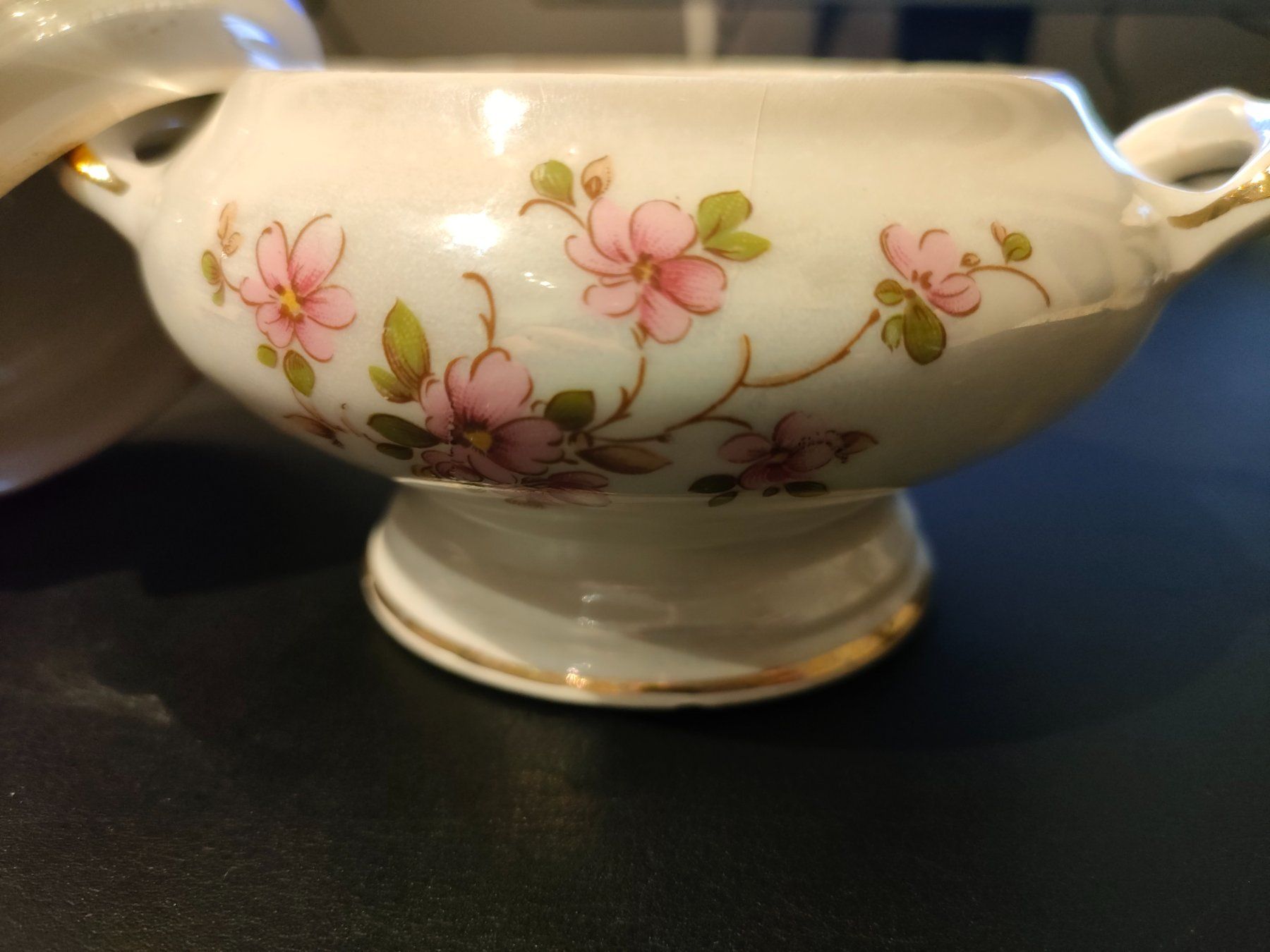 Zuccheriere: Vintage Zuckerdose mit Deckel, Blumenmuster, Goldrand – Usato da Wiesendangen venduto da s_er 4