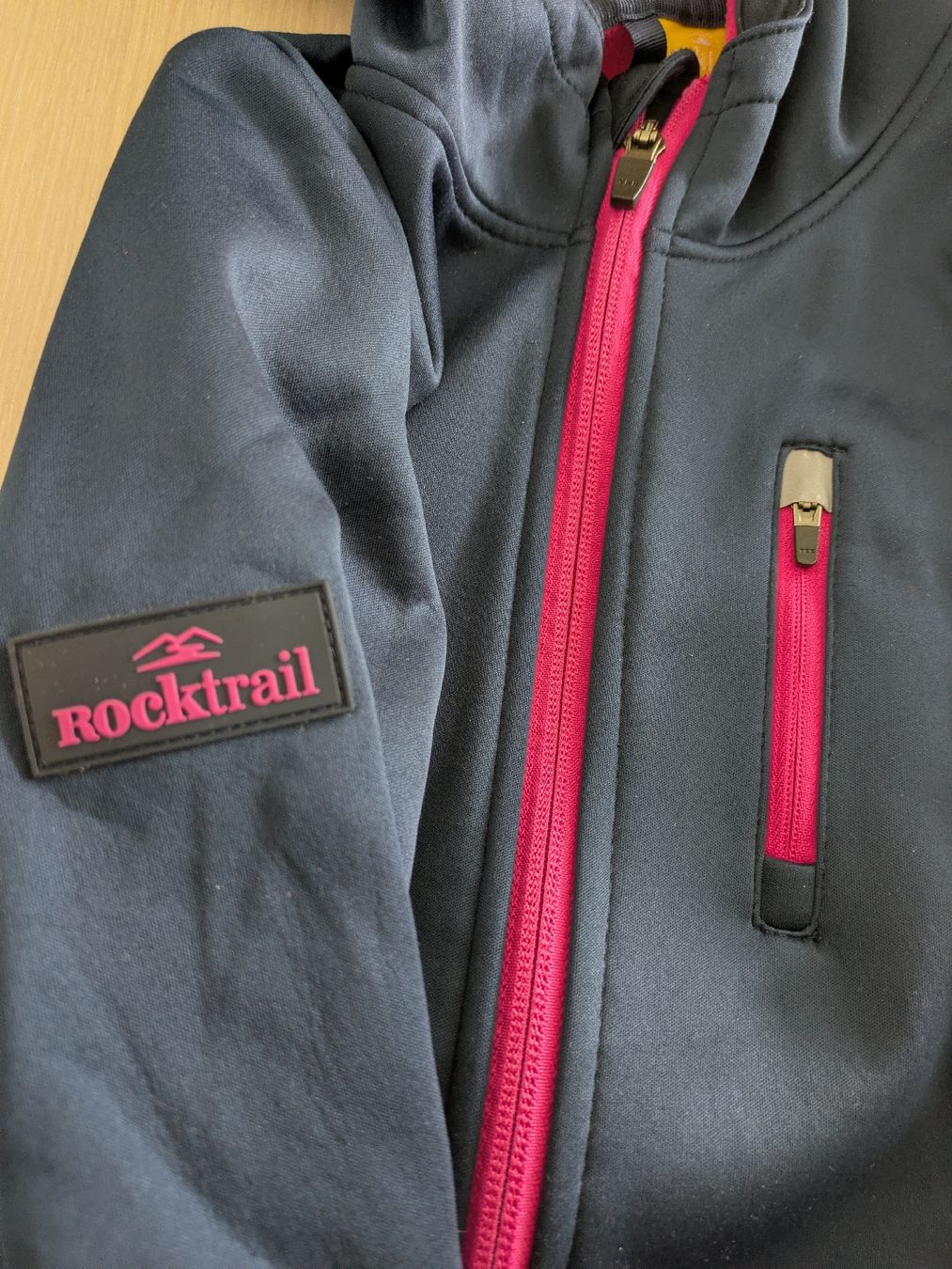 Giacche & Cappotti: Übergangsjacke von Rocktrail, Grösse 134 / 140 – Usato da Kölliken venduto da mic_9n9d 1