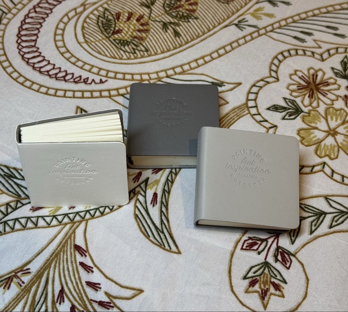Schreibblöcke: Lot de 3 minis cahiers – Neu und originalverpackt aus Châtel-St-Denis von Montclair_Swiss 2