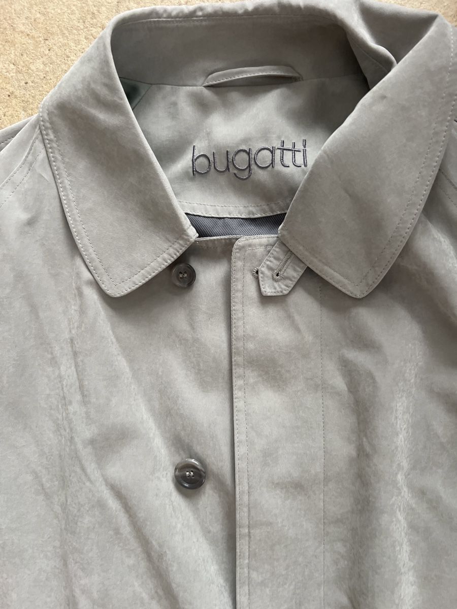 Bugatti Manteaux: Bugatti Trenchcoat Gr. 54 – D'occasion à Egg b. Zürich par SwissTradingAgency 2