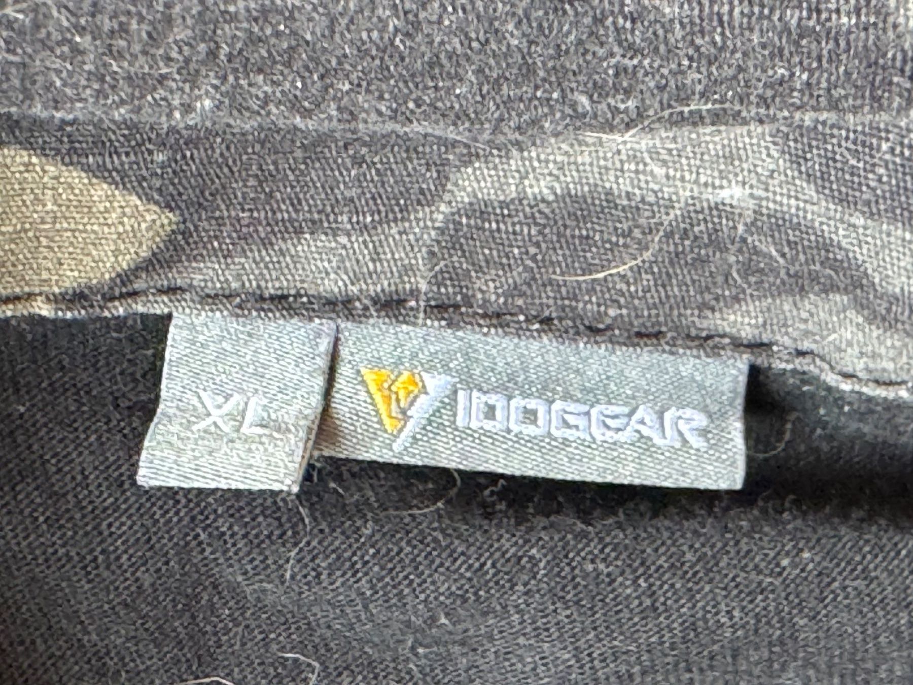 Uniformi: IDOGEAR Tactical Pants & Oberteil Gr. XL – Usato da Flawil venduto da hallyi 2
