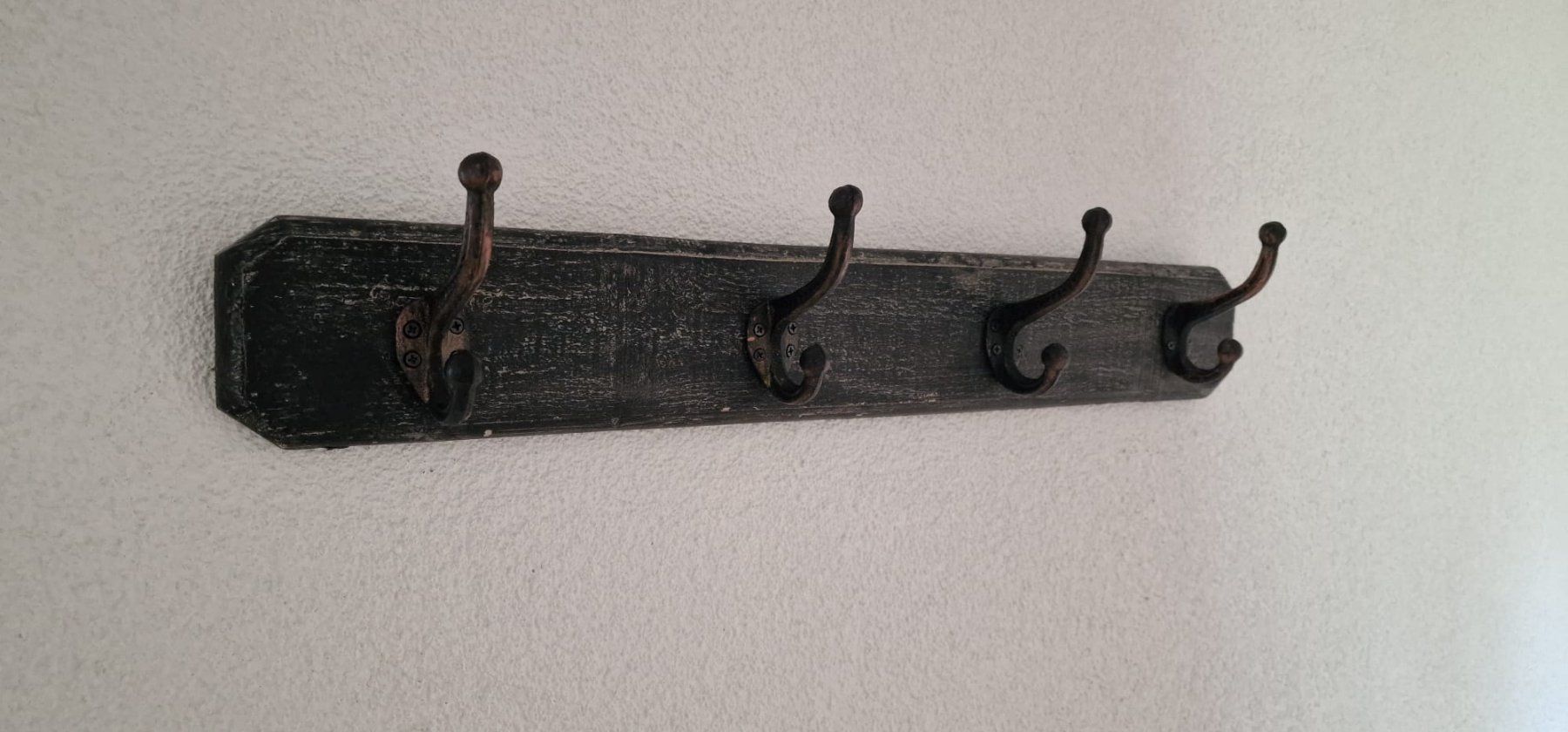 Guardaroba: Garderobe Retrostyle – Usato da Niederuzwil venduto da Baer1997