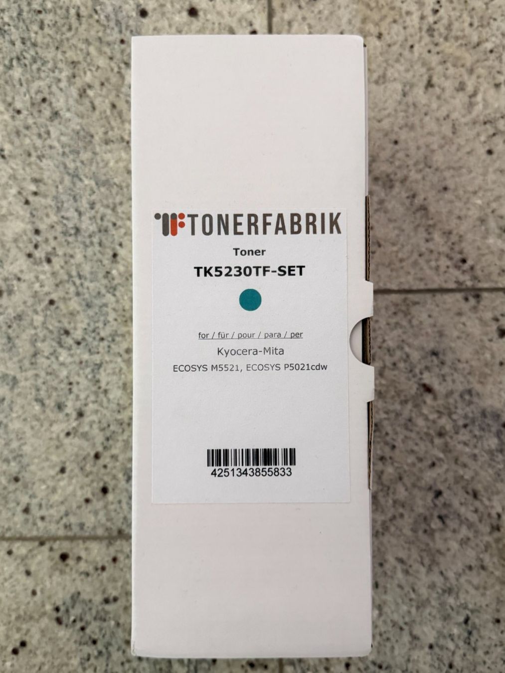 Kyocera Cartucce per stampanti & toner: Kyocera TK-5230 Toner CYAN – Nuovo e nell'imballaggio originale da Lauerz venduto da Pschilt3
