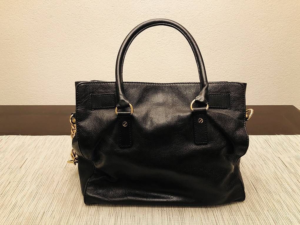 Michael Kors Borse da donna: Original Michael Kors Hamilton Tasche schwarz – Usato da Tübach venduto da sab_hd7d 1