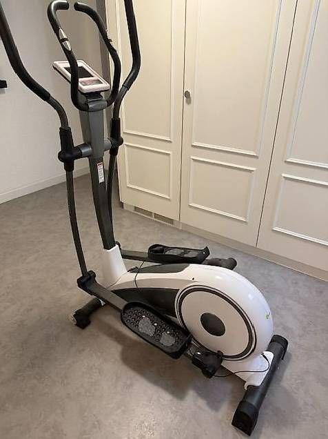 Vélo Elliptique Decathlon D'occasion, Moins D'un An, à Venir Chercher