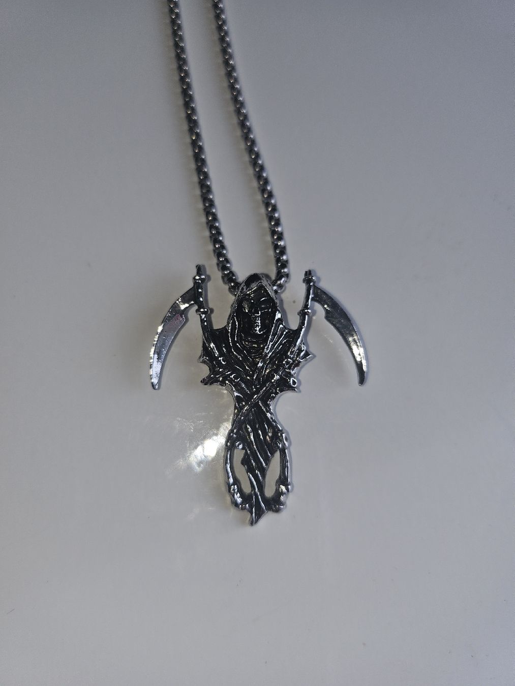 Catenine: collier la faucheuse – Nuovo (secondo la descrizione) da Senèdes venduto da hen_fw8b