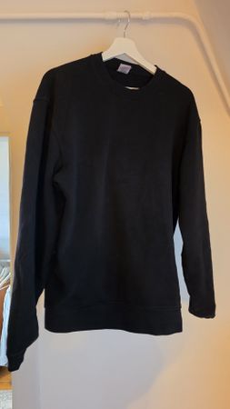 Pullover Schwarz