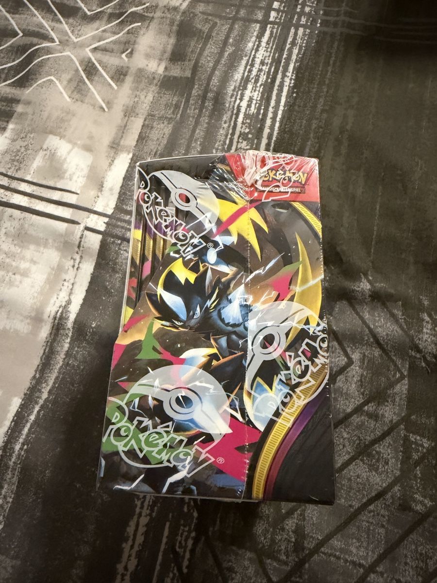 Pokémon Sammelbilder & Trading cards: Pokemon Mega-Entwicklung Dunkelnacht Display – Neu und originalverpackt aus Rüti ZH von fra_z2x2 1