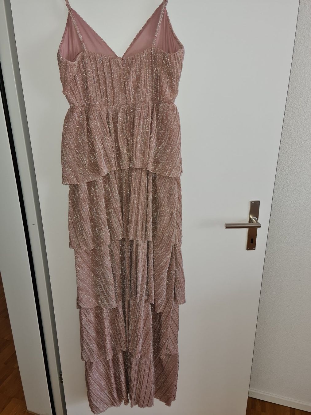 Vestiti: Cocktailkleid grosse 38 – Nuovo (secondo la descrizione) da Jona venduto da Bubi22