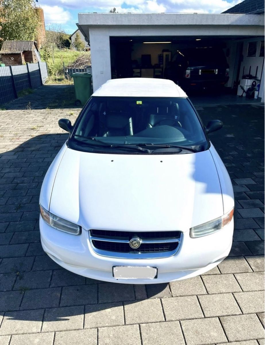 Chrysler Automobili: Weisse Cabrio Chrysler – Usato da Niederglatt zh venduto da Niederglatt123 3