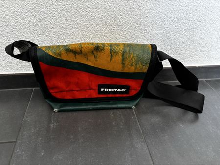 Sac bandoulière Freitag multicolore état occasion